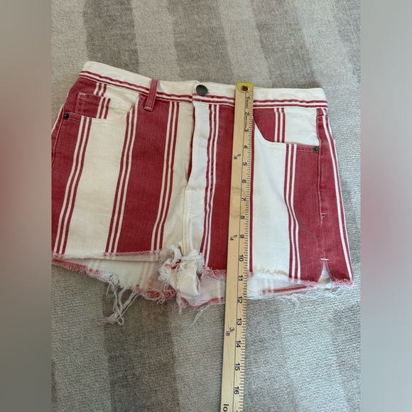 Frame Denim Le Cutoff Shorts in Fiery Stripe (Size 27) - Picture 8 of 8